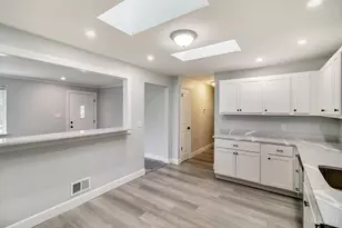 6662 Daleview Rd, Colerain Township, OH 45247 - Photo 31