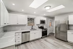 6662 Daleview Rd, Colerain Township, OH 45247 - Photo 7