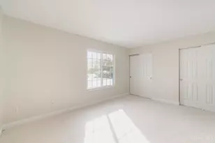 5375 Londonderry Dr, Sharonville, OH 45241 - Photo 15