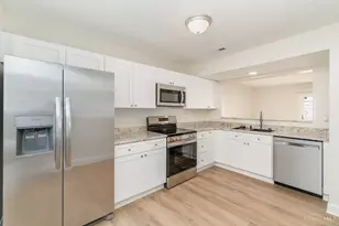 5375 Londonderry Dr, Sharonville, OH 45241 - Photo 7