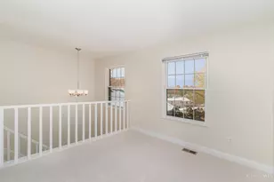 5375 Londonderry Dr, Sharonville, OH 45241 - Photo 11