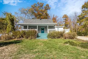 1868 Fieldcrest Dr, Lawrenceburg, IN 47025 - Photo 3