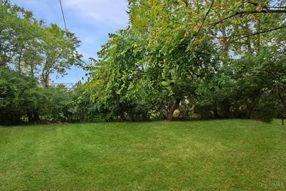 8831 Daly Road, Springfield Township, OH 45231 - Photo 23