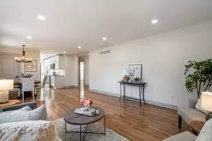 8693 Mockingbird Ln, Springfield Township, OH 45231 - Photo 9