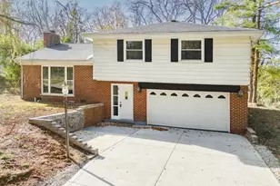 881 Asbury Rd, Anderson Township, OH 45255 - Photo 1