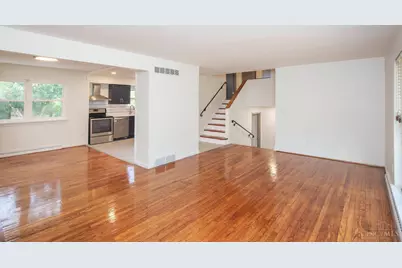 881 Asbury Road, Anderson Township, OH 45255 - Photo 13