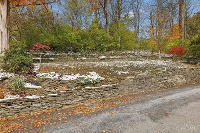 3736 Dogwood Lane, Cincinnati, OH 45213 - Photo 5