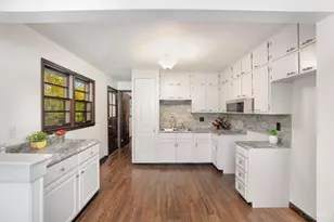 215 Curryer Rd, Middletown, OH 45042 - Photo 7