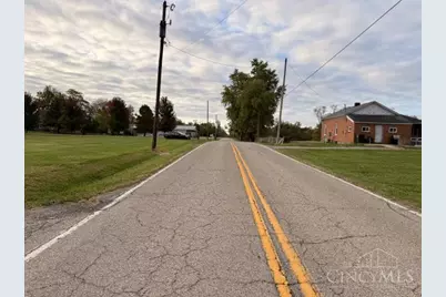 1281 S Snyder Road, Jefferson Twp, OH 45345 - Photo 5