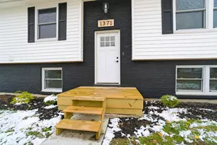 1371 Finch Ln, Miami Township, OH 45150 - Photo 5