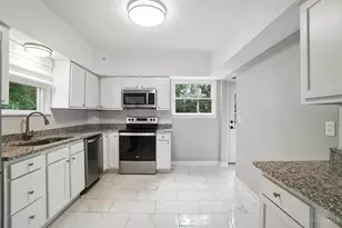 3345 Meyer Pl, Cincinnati, OH 45211 - Photo 15