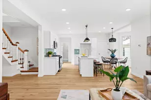 4714 Castle Pl, Cincinnati, OH 45227 - Photo 7