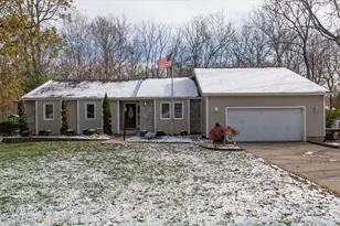 3060 Clubcommons Rd, Mason, OH 45040 - Photo 1