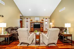 405 Lookout View Dr, West Union, OH 45693 - Photo 7