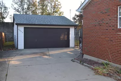 2953 Commodore Lane, Colerain Township, OH 45251 - Photo 3