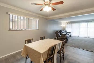 8990 Mockingbird Lane, Springfield Township, OH 45231 - Photo 11