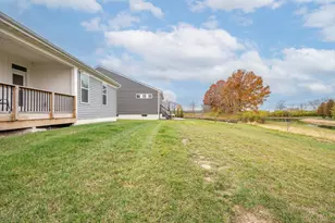 4212 R.E. Smith Dr, West Chester, OH 45069 - Photo 7