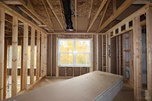 421 Glen Abbey Ln, Hamilton Township, OH 45039 - Photo 9