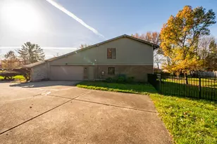 2550 Chess Wood Point, Centerville, OH 45458 - Photo 57