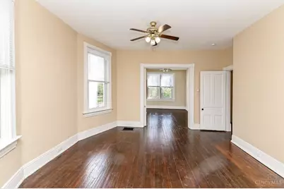 3311 Fairfield Avenue, Cincinnati, OH 45207 - Photo 9