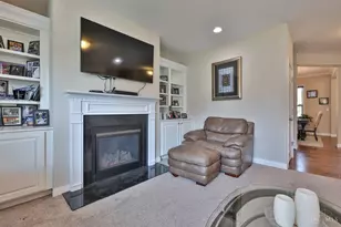 1757 Woodruff Ln, Wyoming, OH 45215 - Photo 7