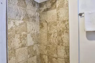 1027 Woodlawn Ave, Cincinnati, OH 45205 - Photo 33