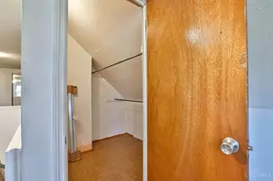 1027 Woodlawn Ave, Cincinnati, OH 45205 - Photo 29