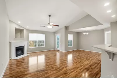 3596 Chestnut Park Lane #8, Miami Township, OH 45002 - Photo 3