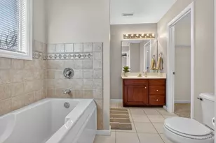 10648 Jefferson Ave, Symmes Township, OH 45140 - Photo 13