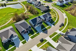 5241 Greenview Ln, Turtle Creek Township, OH 45036 - Photo 3