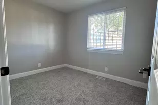 203 Michael Ave, Hamilton, OH 45011 - Photo 11