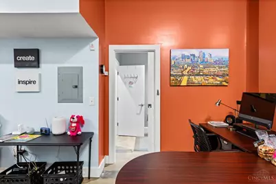 5 W Twelfth Street #3, Cincinnati, OH 45202 - Photo 9