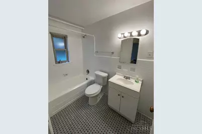 877 Ludlow Avenue, Cincinnati, OH 45220 - Photo 39
