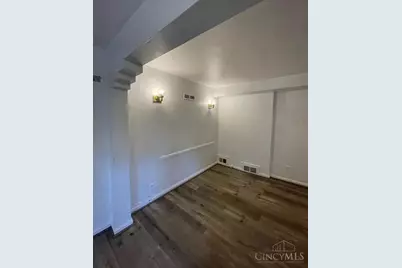 877 Ludlow Avenue, Cincinnati, OH 45220 - Photo 43