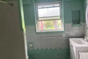 877 Ludlow Ave, Cincinnati, OH 45220 - Photo 29