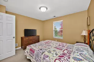 5830 Turning Leaf Way, Hamilton Township, OH 45039 - Photo 37