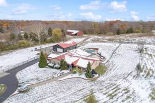 10800 Green Apple Rd, Miamisburg, OH 45342 - Photo 3