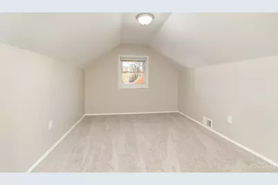 1125 Murkett Court, Springfield Township, OH 45231 - Photo 11