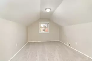 1125 Murkett Ct, Springfield Township, OH 45231 - Photo 11