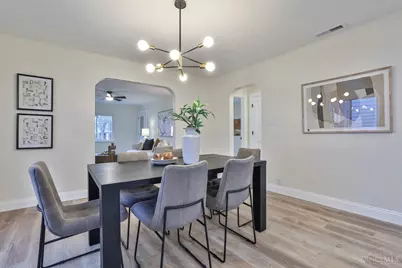 1572 Yarmouth Avenue, Cincinnati, OH 45237 - Photo 9