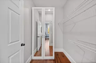 1402 Ludlow Pl, Cincinnati, OH 45223 - Photo 17