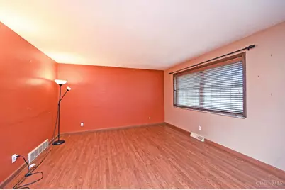 10480 Wintergreen Court, Sharonville, OH 45241 - Photo 5