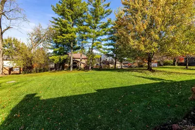 9140 Red Cedar Lane, West Chester, OH 45069 - Photo 5