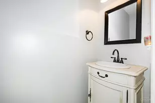 1342 Covedale Ln, Batavia Township, OH 45102 - Photo 13