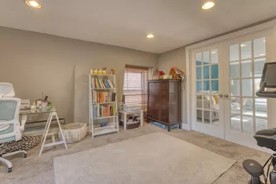 1834 Chase Avenue, Cincinnati, OH 45223 - Photo 23