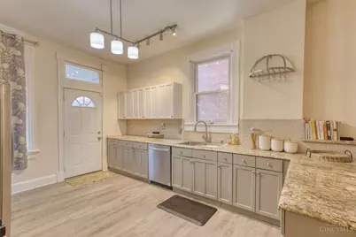 1834 Chase Avenue, Cincinnati, OH 45223 - Photo 11