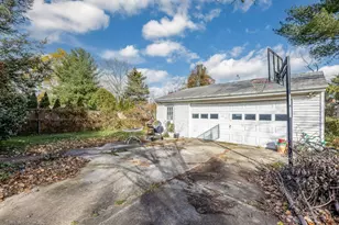 6912 Edith St, Newtown, OH 45244 - Photo 3