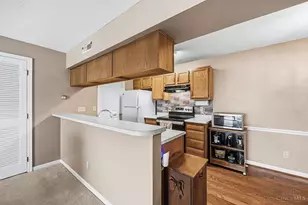 5769 Cheviot Rd, Green Township, OH 45247 - Photo 7