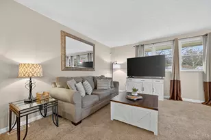 845 Cascade Rd, Forest Park, OH 45240 - Photo 3