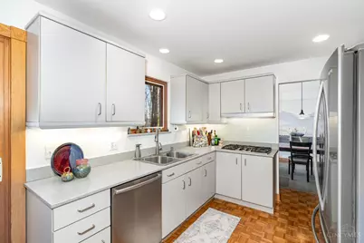 100 Dogwood Drive, Loveland, OH 45140 - Photo 7